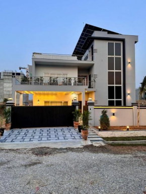 Spacious & Lavish Kanal Portion in Islamabad